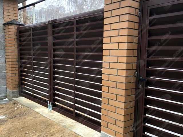 Забор жалюзи из металла