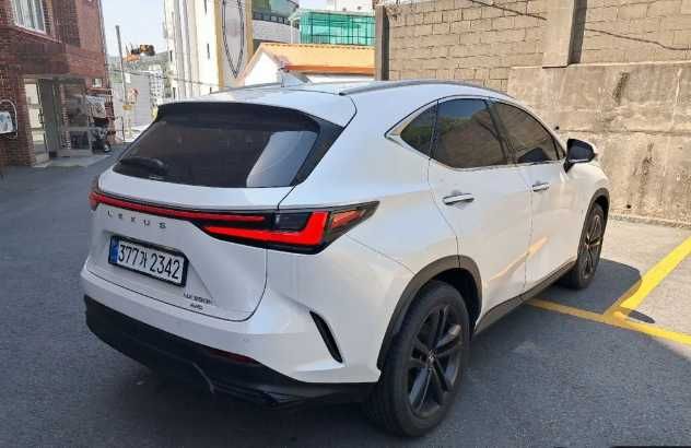 Lexus NX 350h Luxury