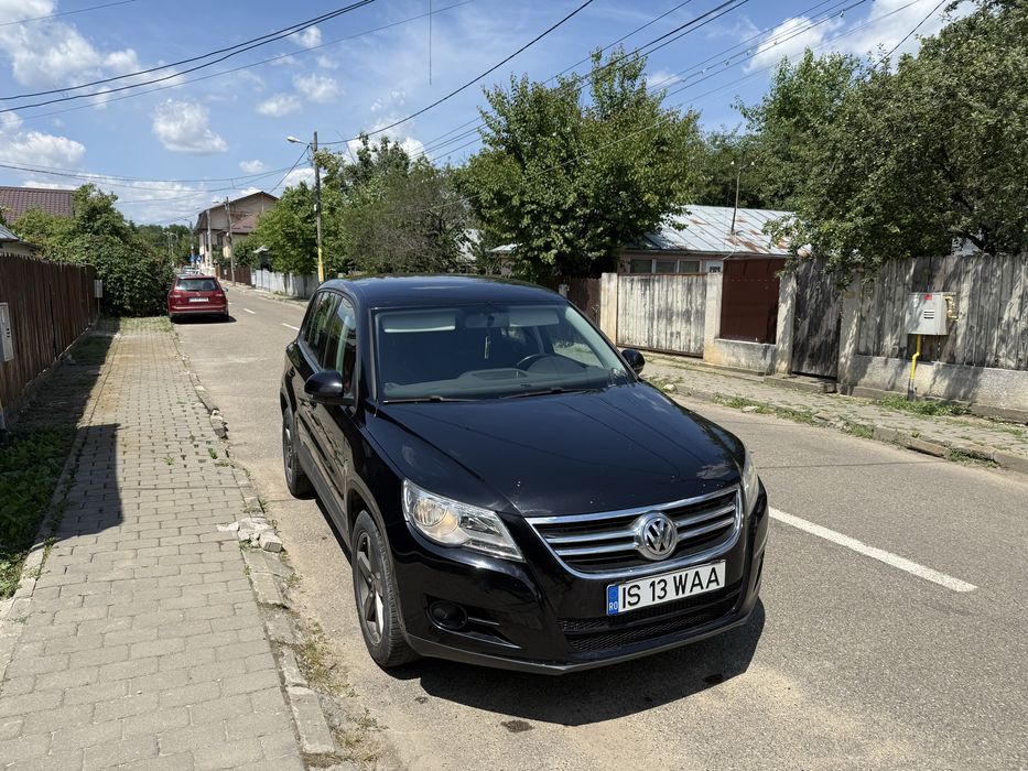 VOLKSWAGEN Touran 0