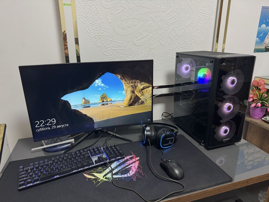 Kompyuter PC sotiladi