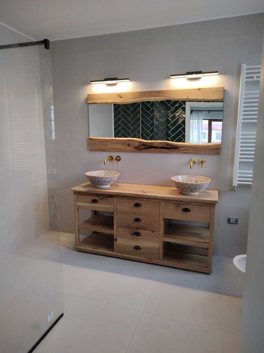 Execut lucrări construcții și renovări