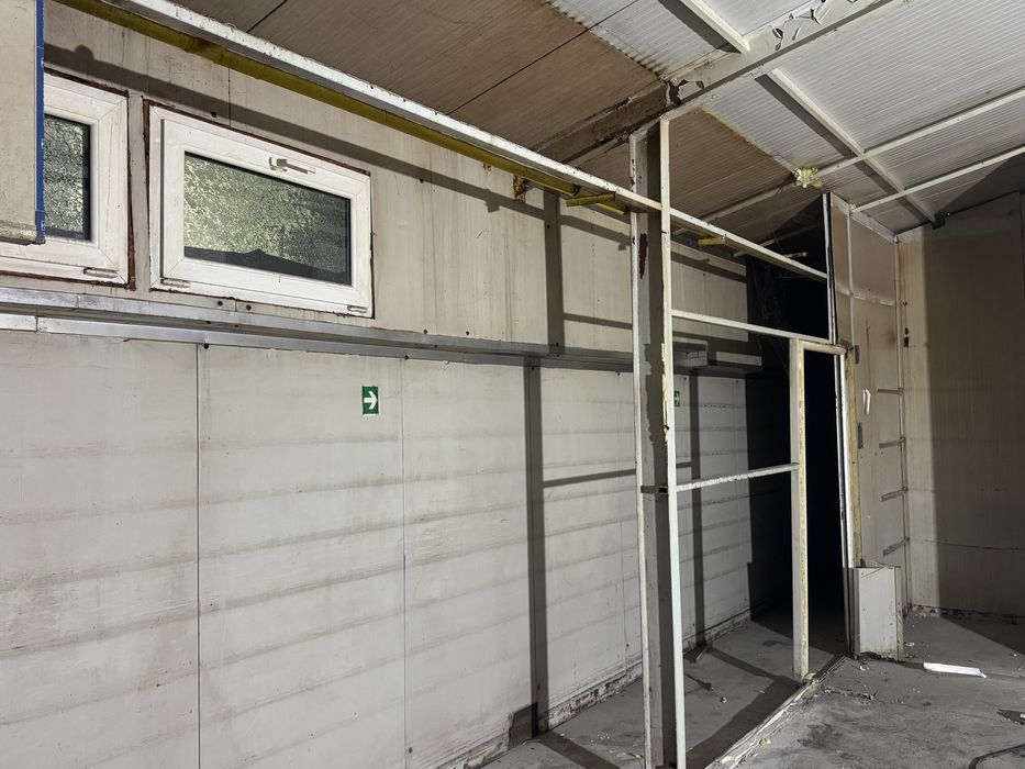 Hala metalica la cheie   12x17x3m cu panouri sandwich demontaj inclus