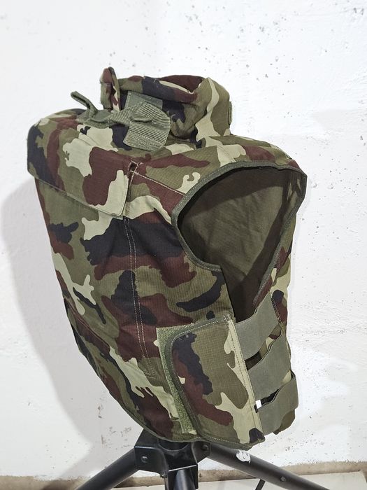 Vesta tactica cu buzunare pentru placi balistice