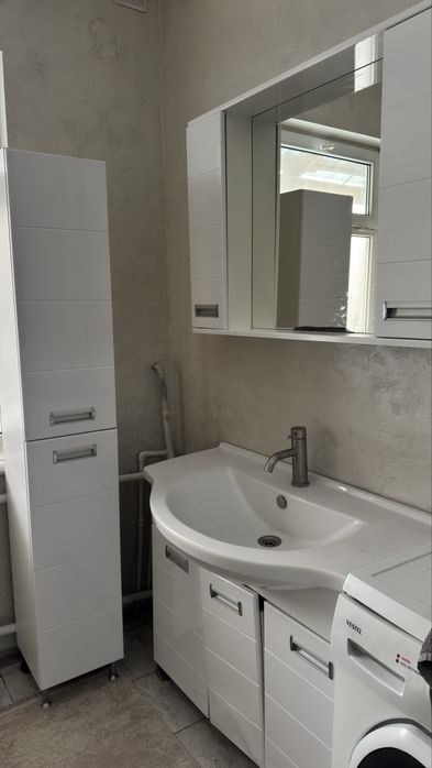 Мебель для ванной бу