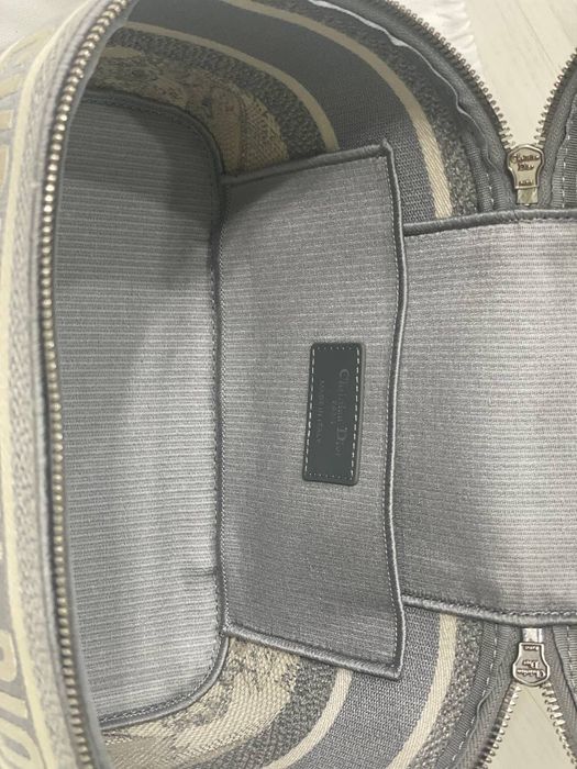 Косметичка  dior