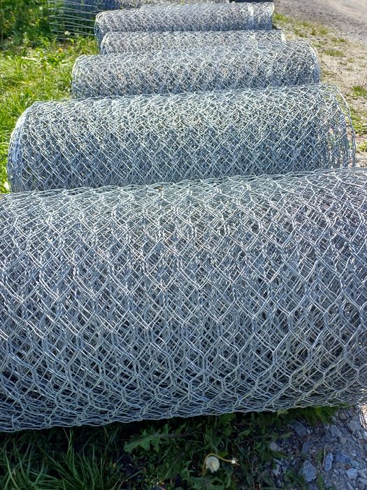 Plasa impletita dubluasucita garduri, împrejmuiri animale , gabioane