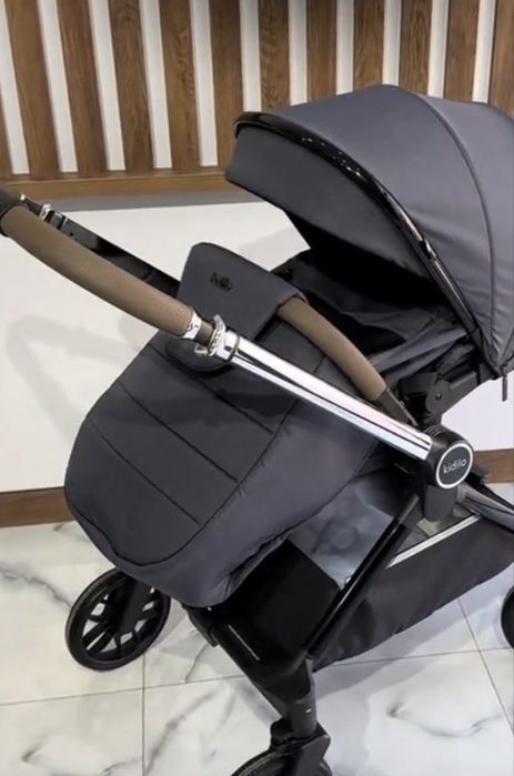 Коляска детская универсальная