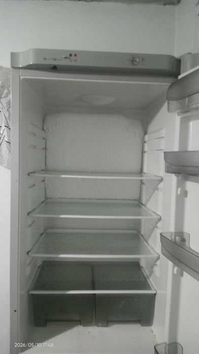 Продам Холодилник Позиз