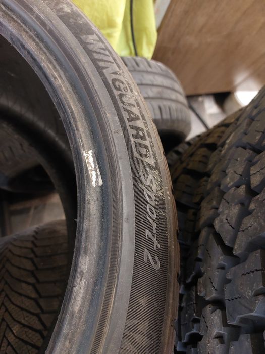 Nexen 275 35 19 два броя и 245 40 19 един брой.