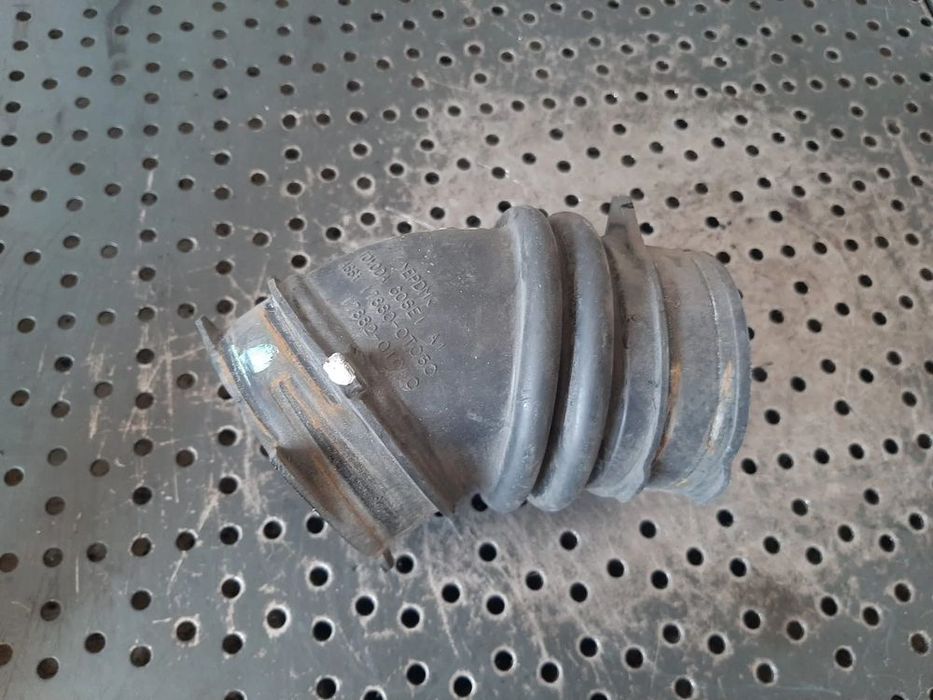furtun admisie  1.8b hybrid x2zr x2zr-w22u toyota  prius 3 17880-0t050  17882-0t010
