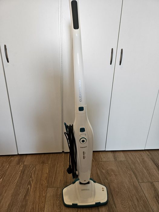 Mop cu abur Leifheit, 1200W  Pliabil  Incalzire rapida Alb, folosit de cateva ori.