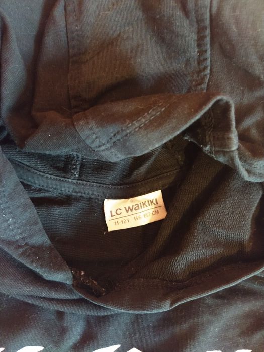 Лот 146/152 LcWaikiki екип, долнища, блуза и тениска