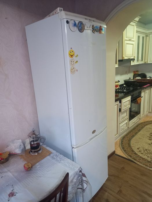 Аристон холодильник