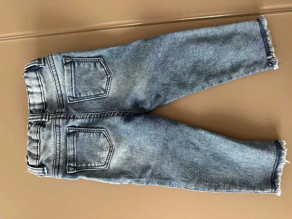 Бебешки дънки  - коплект от 2 броя , размер 9-12 месеца