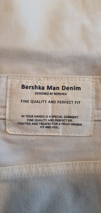 Pantaloni blugi Bershka Denim skinny fit  marimea 32