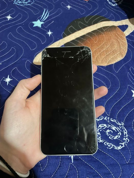 Vând/Schimb 3 iphone