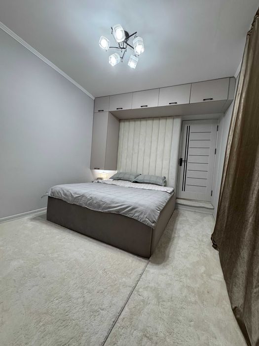 Срочно продается свой дом в общем дворе в Мирабадской районе