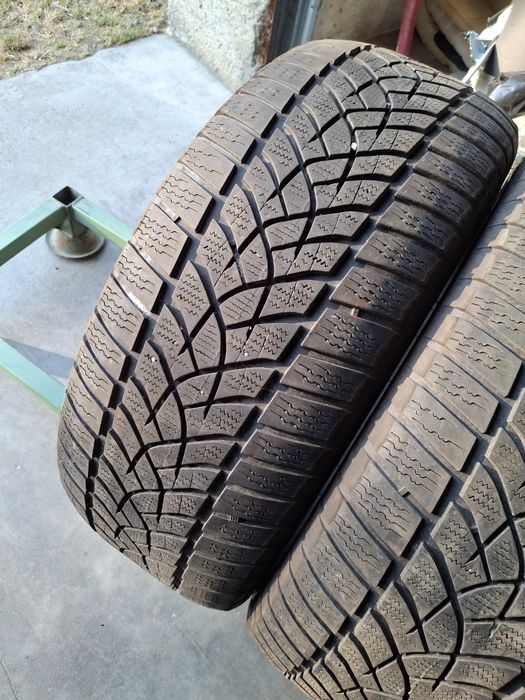 2 Anvelope  M+S  245 35 r17  Goodyear
