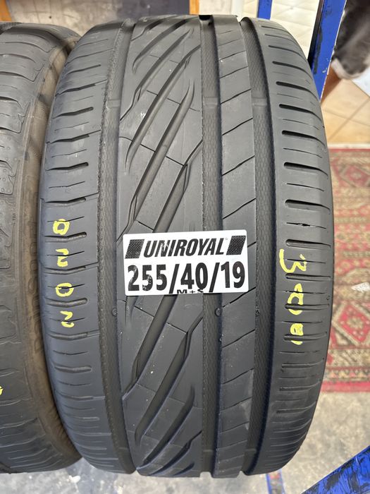 255/40/19 Uniroyal