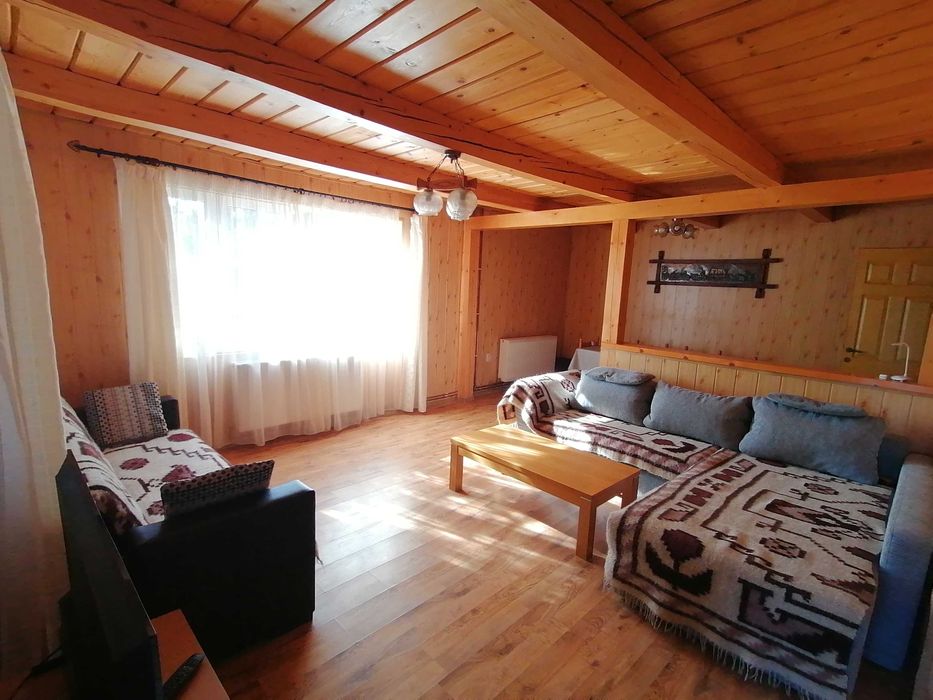 Cabană cu ciubar la Beliș