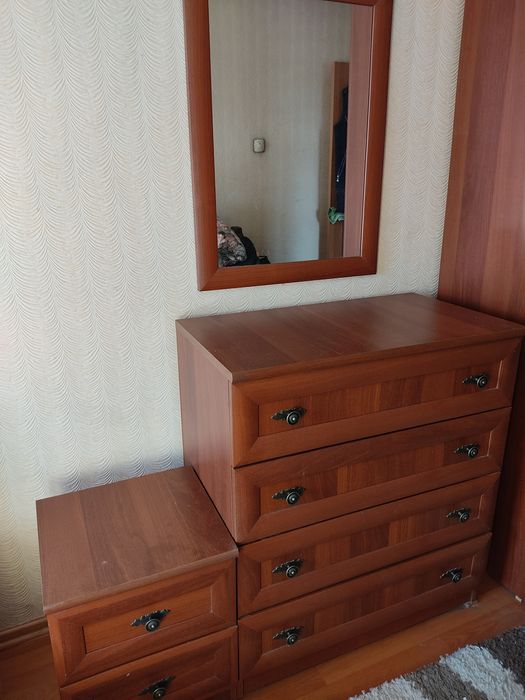 Спальный гарнитур