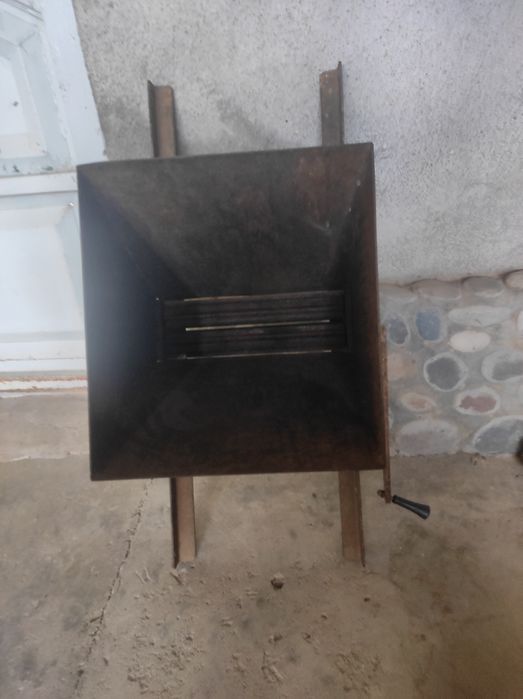 Пресс и дробилка