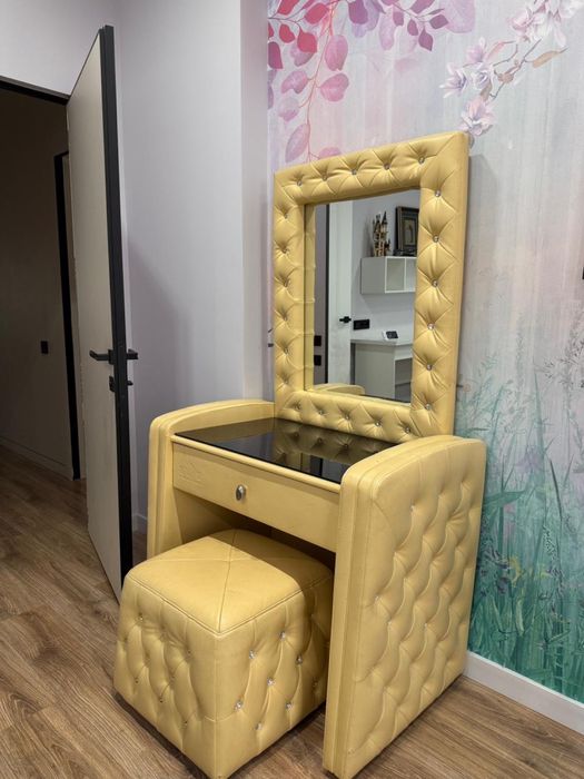 Туалетный столик