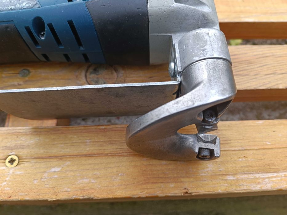 Bosch GSC 10.8 V-LI тяло на акумулаторна ножица за ламарина