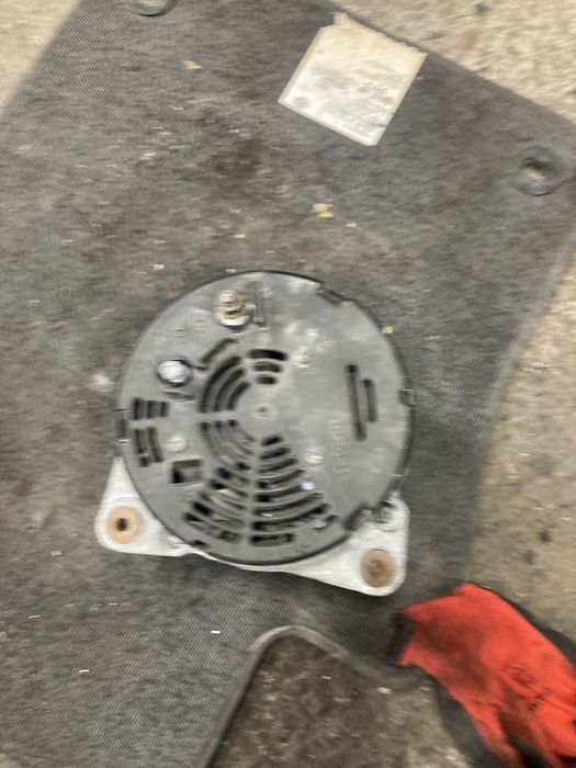 Chraysler Voyager 1998година 2.5td Динамо