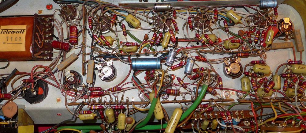 Музейна антика oт 1963г   :  K & H Telewatt VS56 студиен лампов амп