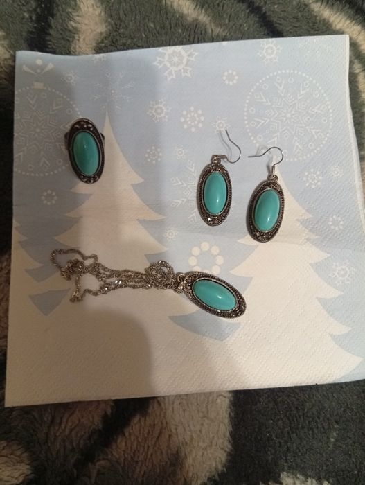 Продам бижутерию