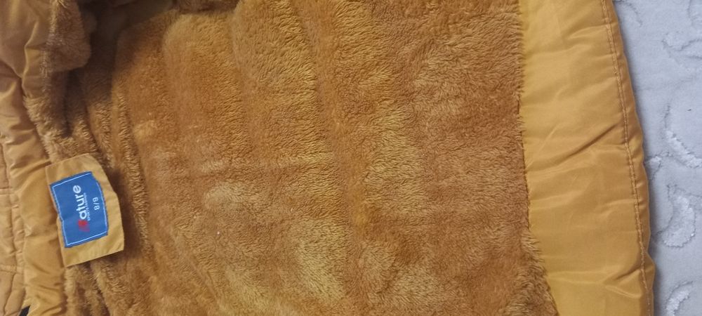 Запазено яке 140  см