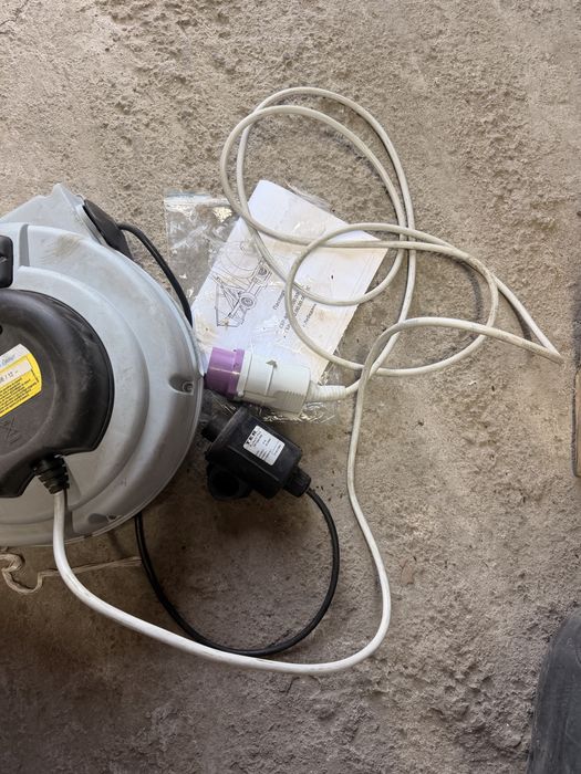 Катушка самосматывающаяся  mavel