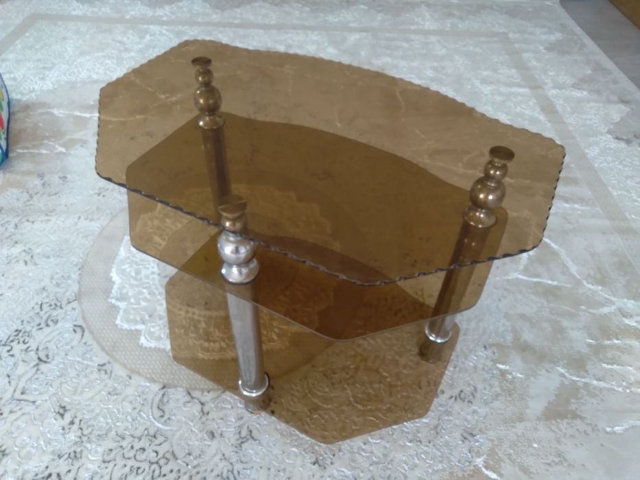 Подставка в отличном состояний