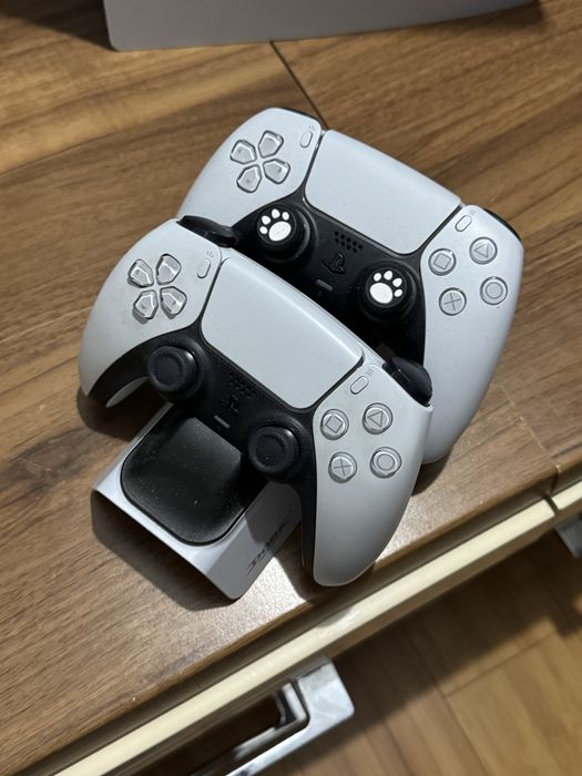 Ps 5,2 джостика и 9 игр