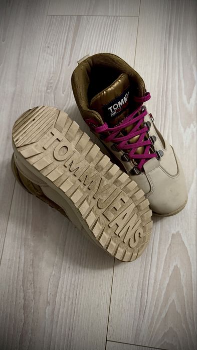 Ghete tommy jeans bocanci tommy hilfiger marimea 37 ghete piele tommy