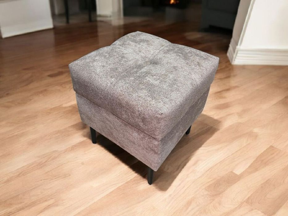 Продам новые кровати , пуфики