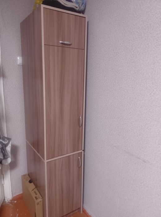 Шкаф высота 2 м 3 отсека