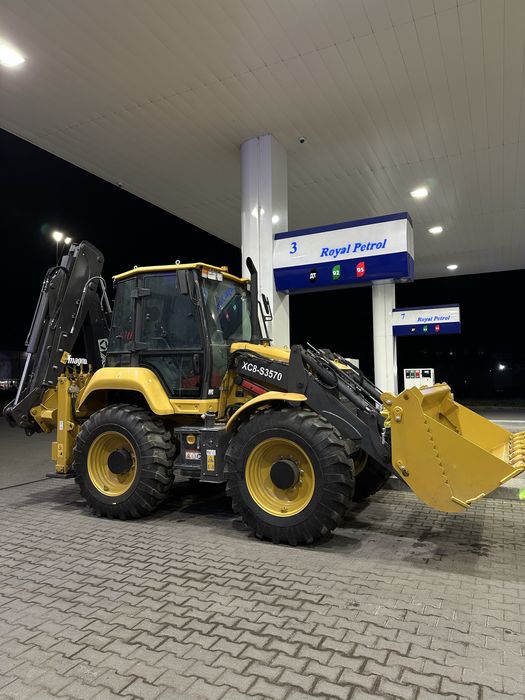 Услуги экскаватора-погрузчика (петушок)