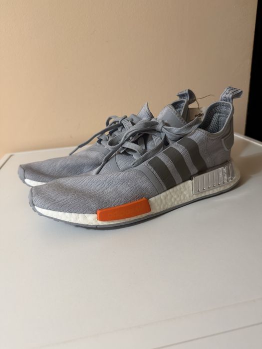 Мъжки маратонки ADIDAS NMD R1 45\3 НОВИ