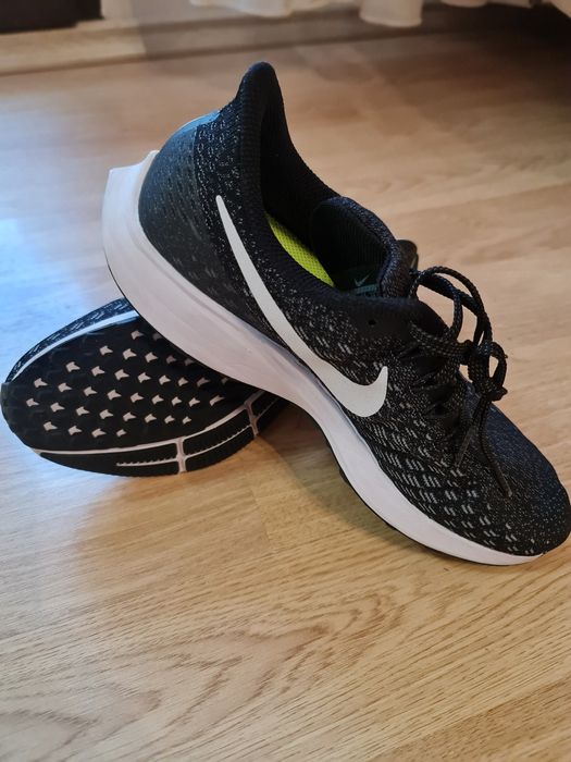 Дамски маратонки Nike