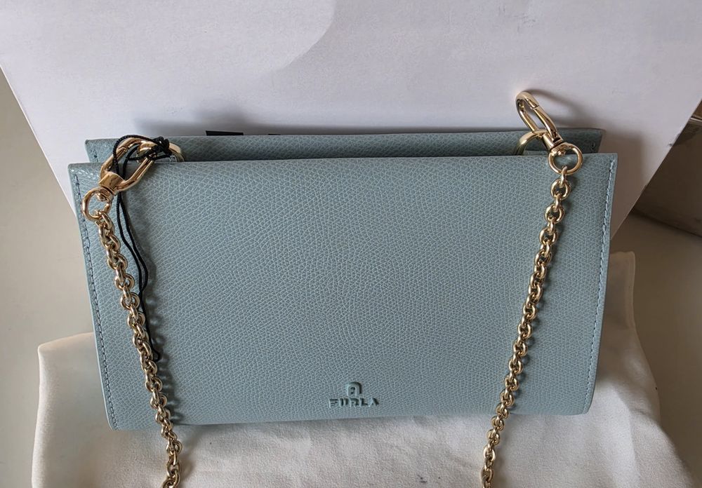 Малка чанта Furla crossbody