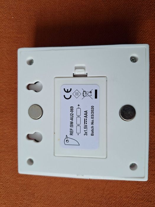 Lampa LED – LIFE cu senzor de miscare, cu magnet, 50 lumeni,  3xAAA