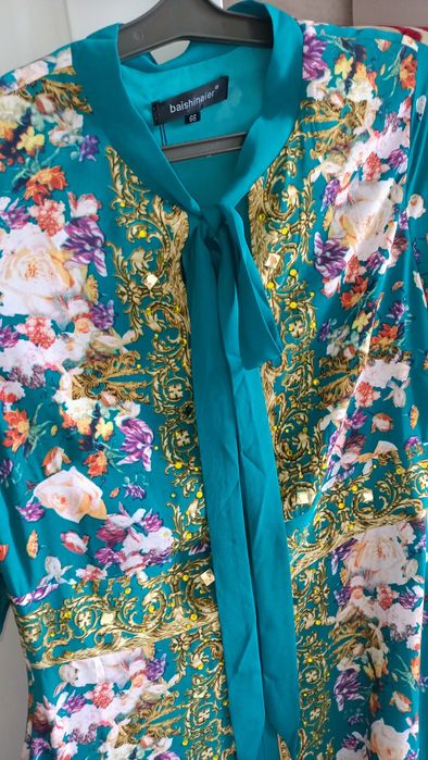 Продам платье размер 42-44