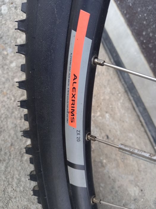 Set roti mtb Cube 29"