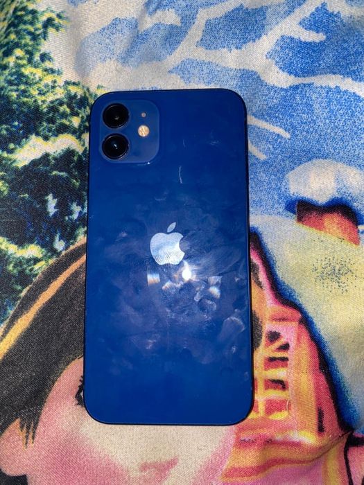 Телефон iphone 12 128Gb