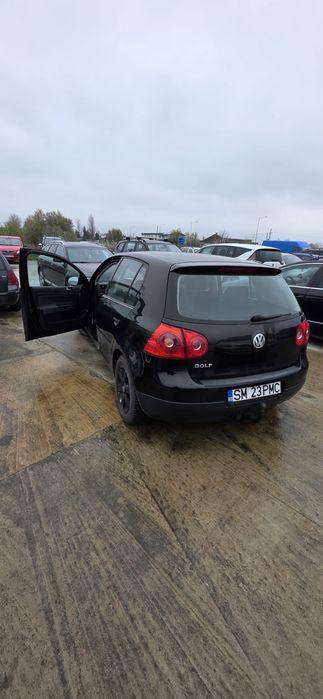 VOLKSWAGEN Golf 2004 — imagine 5