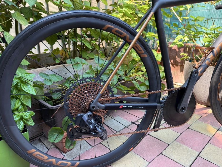 Cursiera S-Works Specialized viteză, confort, ideală atât pe plat cat și la urcări abrupte, full carbon, 6.85 kg