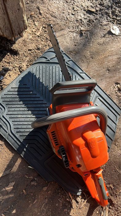 Vand husqvarna 340 in stare foarte buna de functioanare