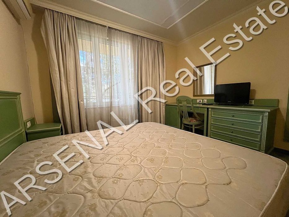 Много хубав, цветен 3-стаен апартамент под наем, кв.Кръстова вада